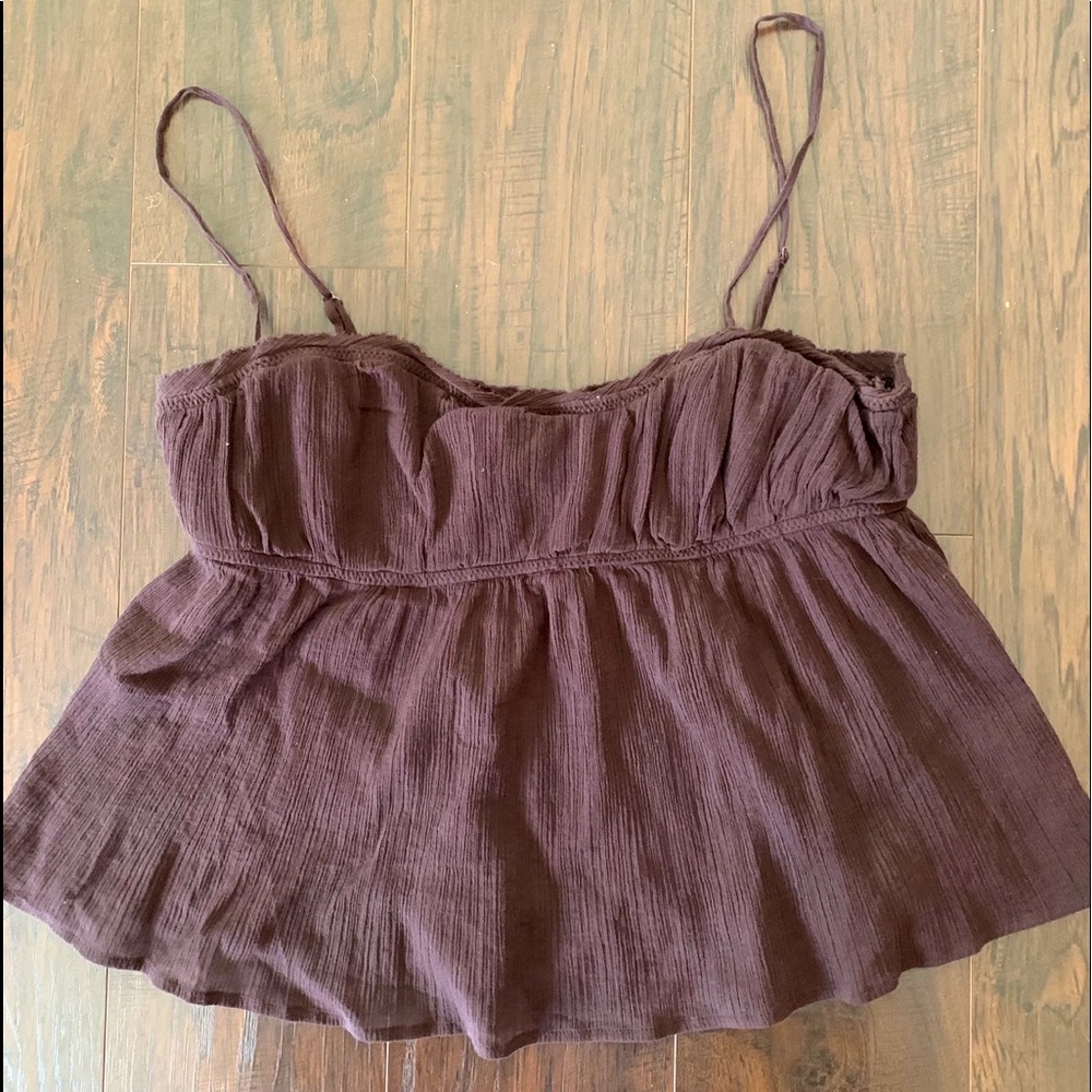 Little brown tank top 🤎